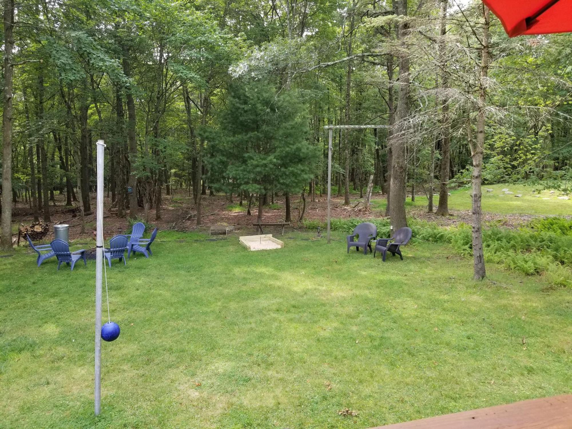 Serenity And Fun All In One In This Cozy Pocono Cabin Jim Thorpe Exterior photo